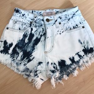 Vintage Guess shorts